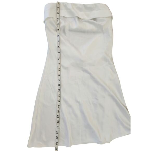NWT Realtix strapless white mini dress backless satin silk sexy size small - Picture 8 of 11